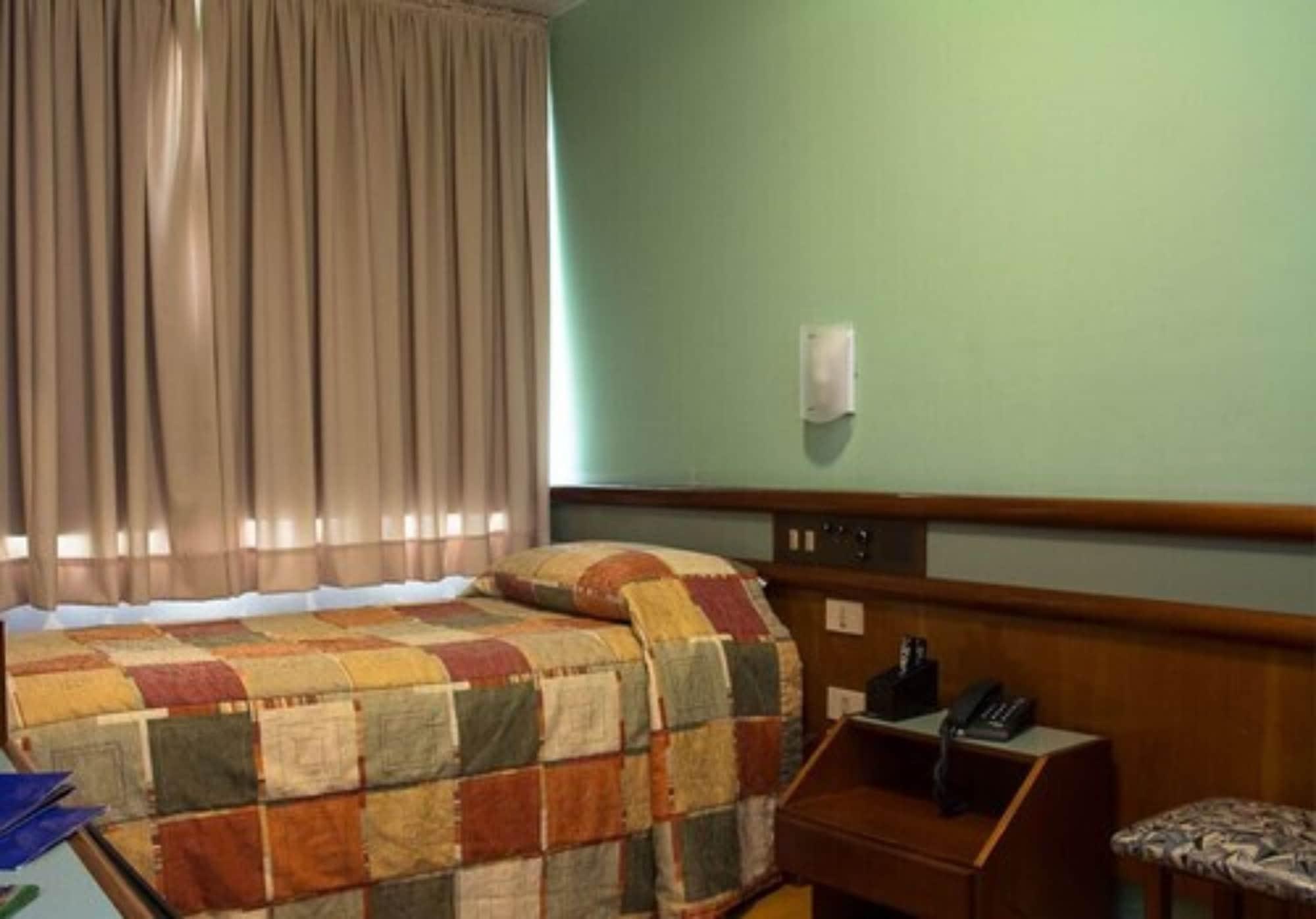 Rede Andrade Mercado Hotel Κουριτίμπα Εξωτερικό φωτογραφία